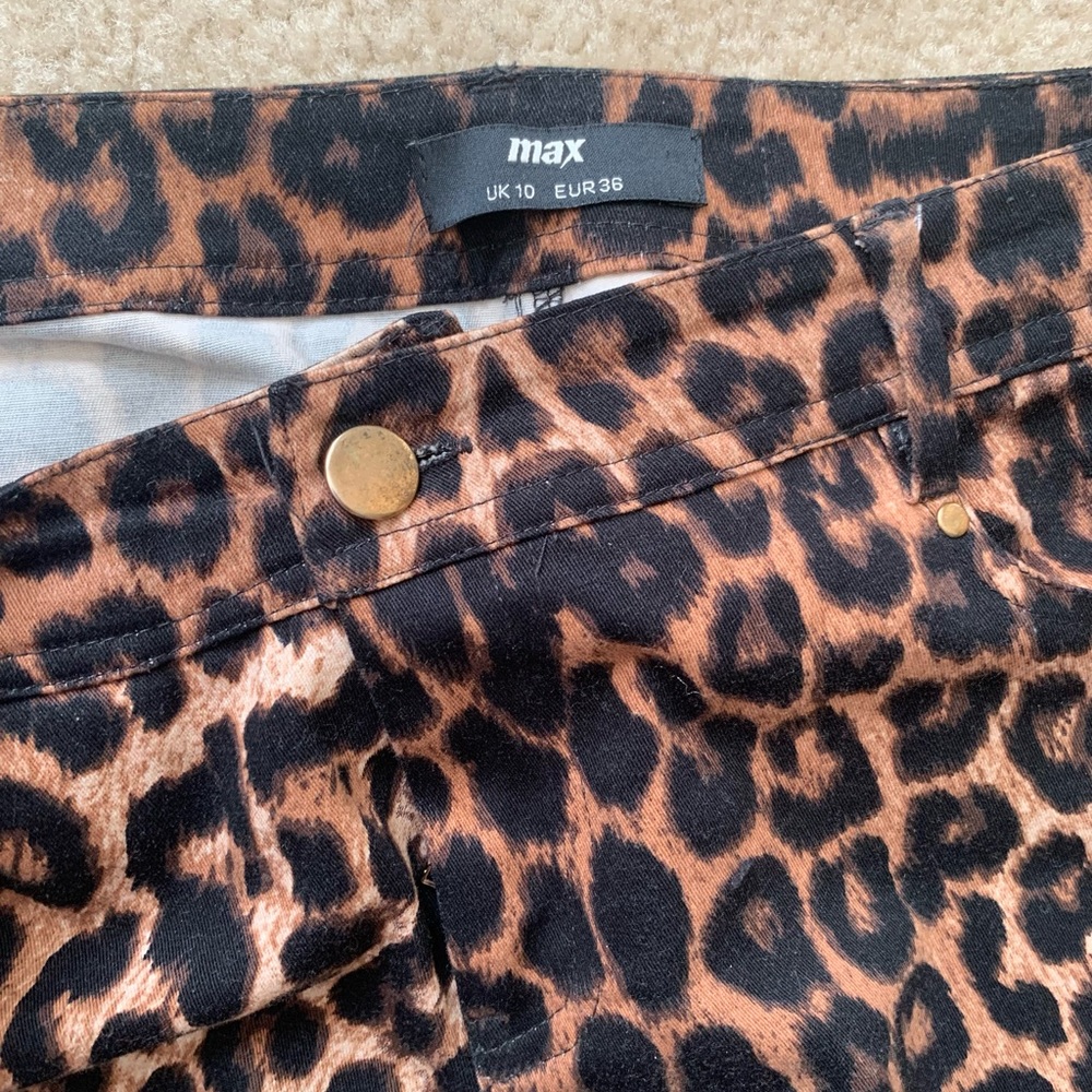 Leopard Print Straight Leg Stretch Jeans With Tuxedo Stripes Size 36 Euro (6-8) - Picture 10 of 16